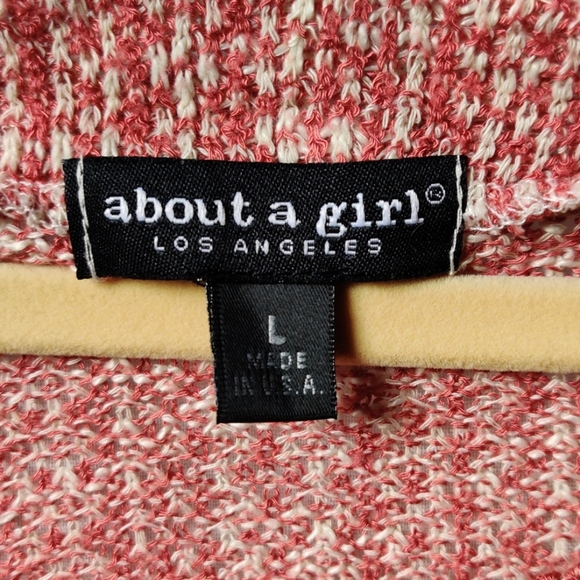About a Girl Los Angeles sweater w/ ruffle hem - Picture 2 of 3